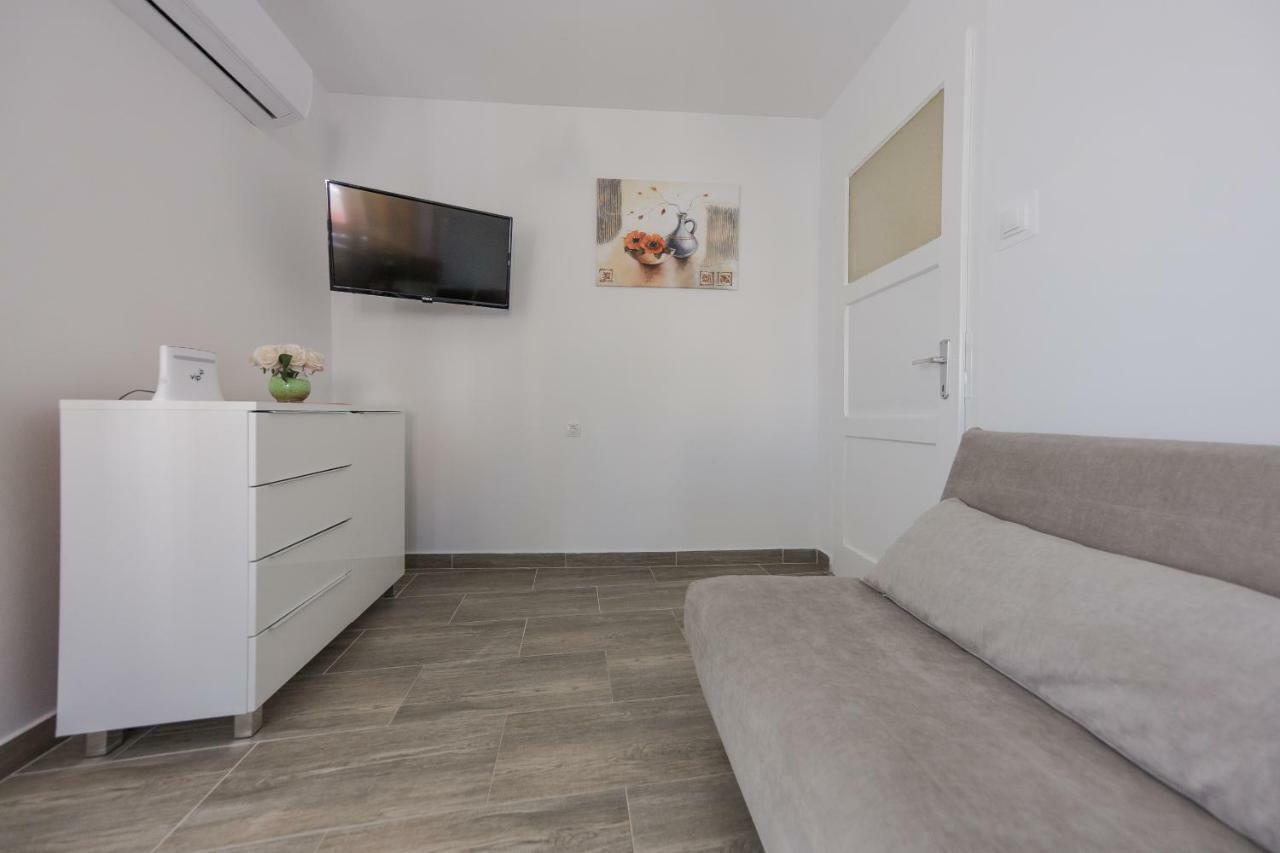 Apartman Ankica Apartment Kastela Exterior photo